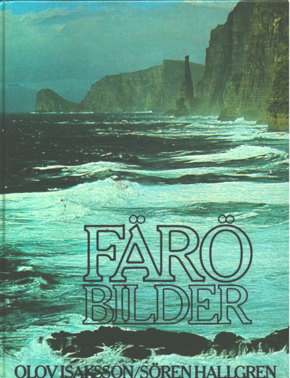 <em>Färöbilder</em>, Isaksson, Olov (text) & Hallgren, Sören (foto), LT's Förlag, Stockholm 1976, 175 s. <em>Färöbilder</em>, Isaksson, Olov (text) & Hallgren, Sören (foto), LT's Förlag, Stockholm 1976, 175 s.